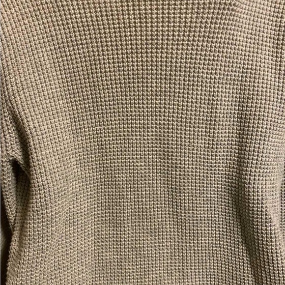 Express Sweater - Picture 3 of 3